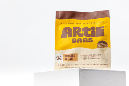 Toasted Pecan Artie Bar™ - Millionaire Shortbread