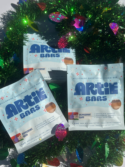 Peppermint Bark Artie Bar™ - Millionaire Shortbread