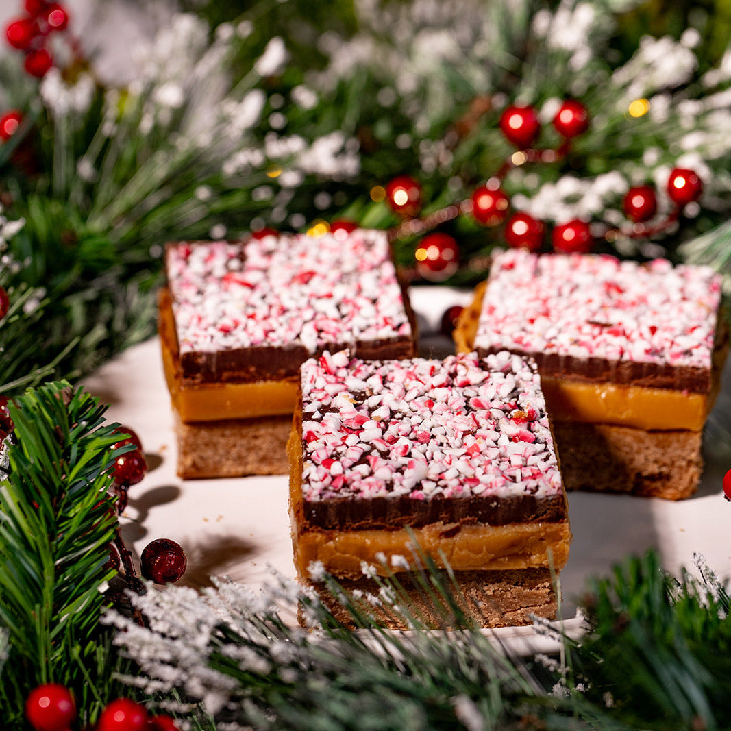 Peppermint Bark Artie Bar™ - Millionaire Shortbread