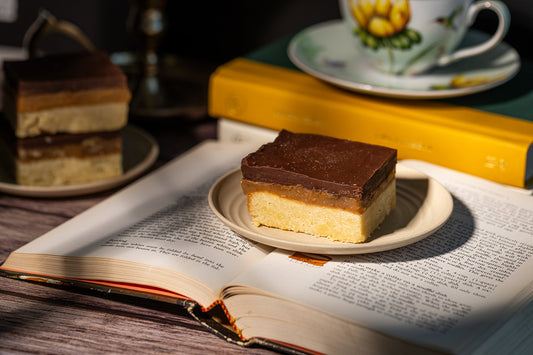 Toasted Pecan Artie Bar™ - Millionaire Shortbread